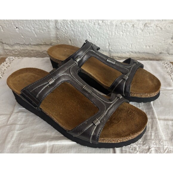 Naot Dana Pewter Leather T Strap Footbed Sandals Womens Size 40 EU / 9 US - Picture 1 of 11